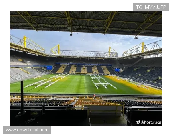 德国足球球迷文化：多特蒙德威斯特法伦球场的黄色墙壁