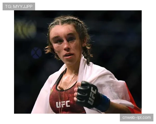 回顾：UFC女子草量级十年统治史，从乔安娜到张伟丽